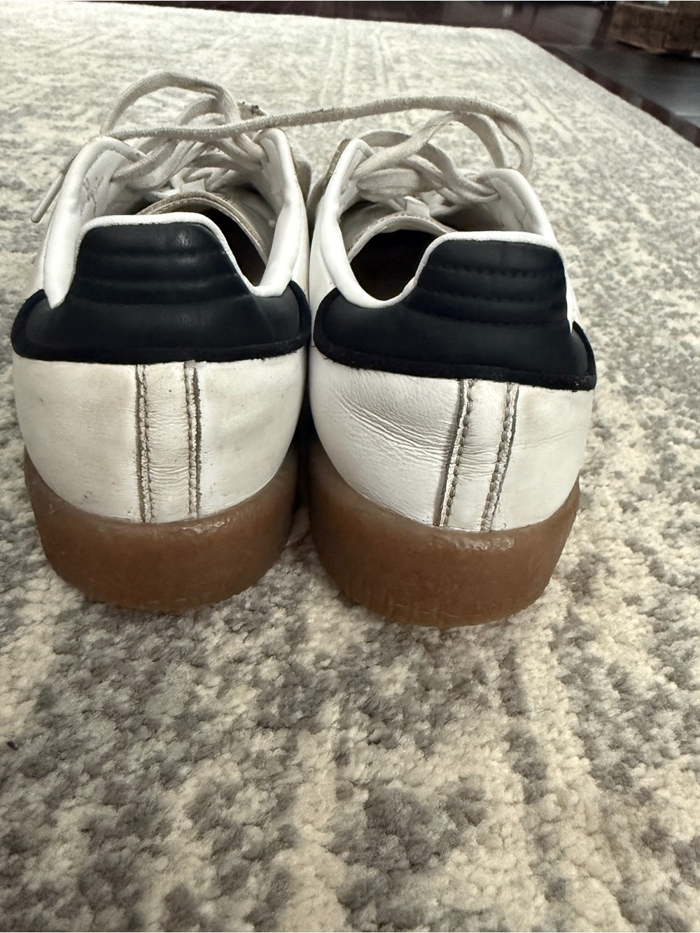 adidas Samba Women's White Black with Gum Sole - Picture 3 of 4